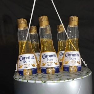 Coronita inflatable for bar